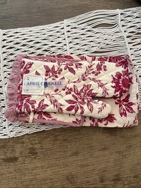 NWT April Cornell Holly Toile Botanical Grand Garden Cottage Kitchen Linen Set
